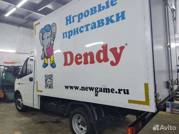 Изготовление рекламных наклеек