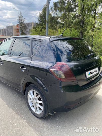 Kia Ceed 1.6 МТ, 2011, 280 000 км