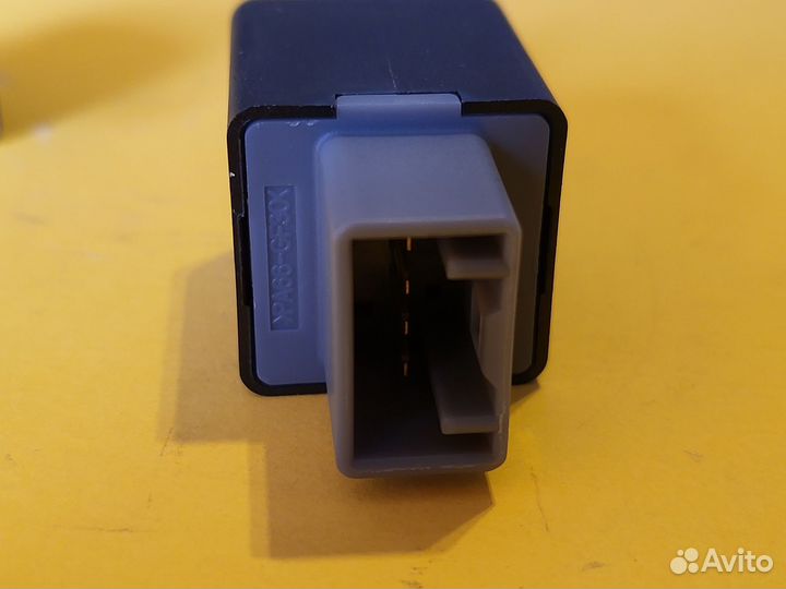 Датчик стоп сигнала Solaris I 14-16, Rio III