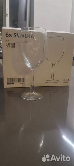 Бокалы для вина и шампанского