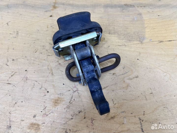 Ограничитель двери BMW E46