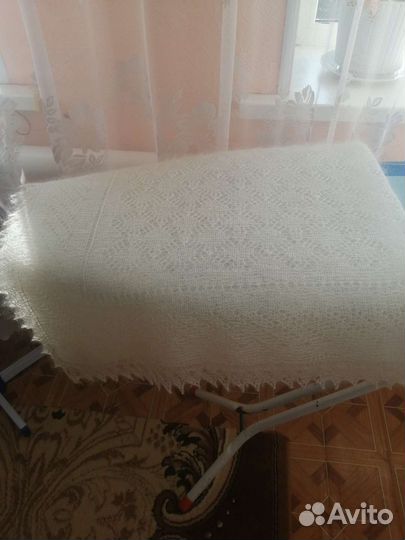 Пуховый платок паутинка