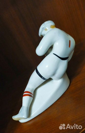 Фарфоровая статуэтка Вратарь, Полонное, зкх