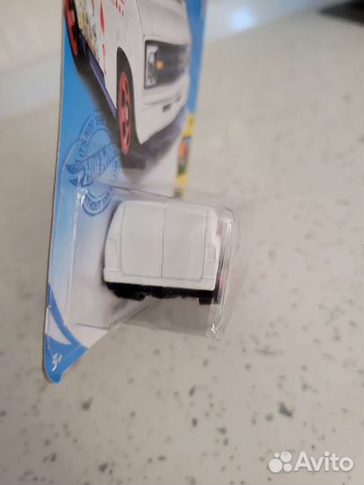 TH Hot Wheels custom 77 Dodge van