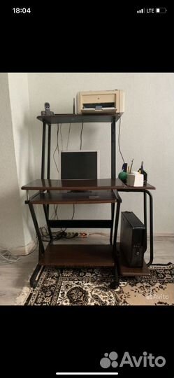 Компьютерный стол