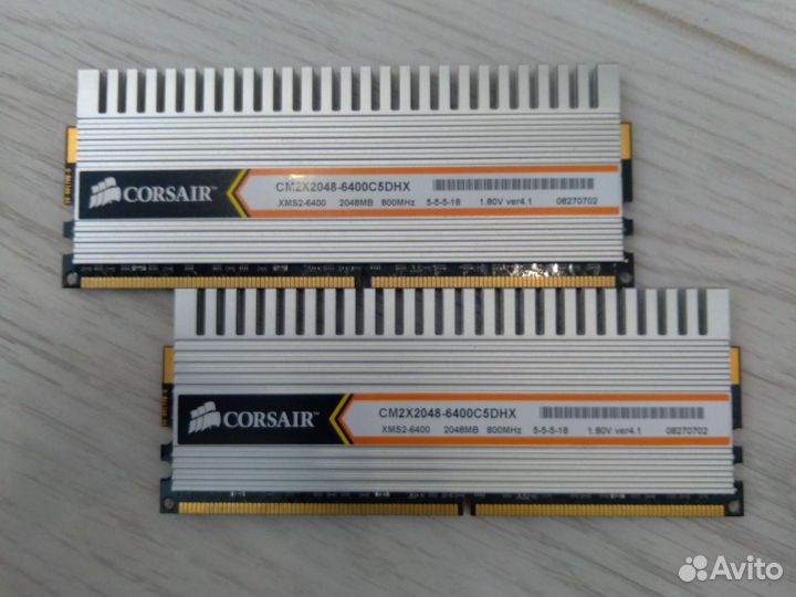 Оперативная память ddr2 corsair комплект 2шт