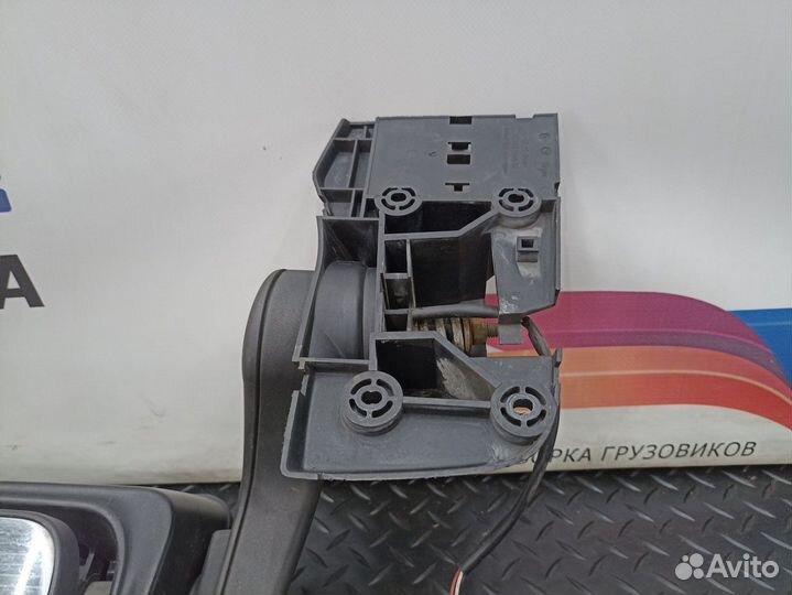 Зеркало заднего вида боковое правое