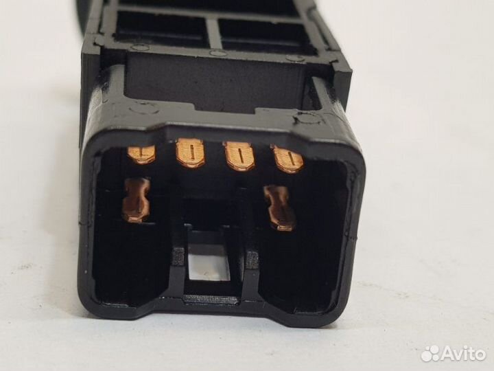 Кнопка обогрева стекла Hyundai Ix35 LM 1.6 G4FD