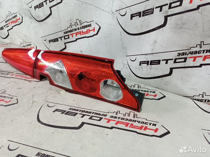 Фонарь renault kangoo FW KW 06083 С фальшпанелью 1 модель правый 8200419952 NA6455