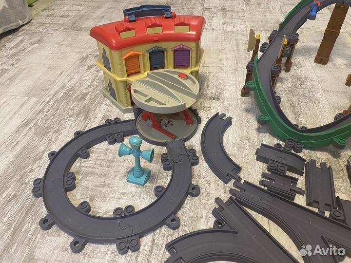 Наборы Депо Chuggington, Томас и друзья, Коко