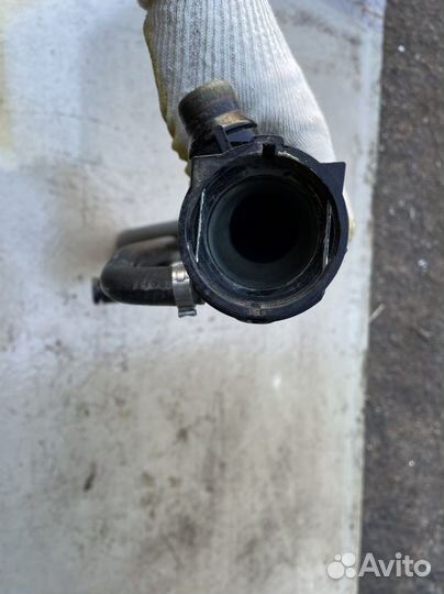 Бмв 1 f20 патрубок системы охлаждения