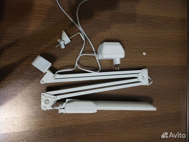 Лампа настольная