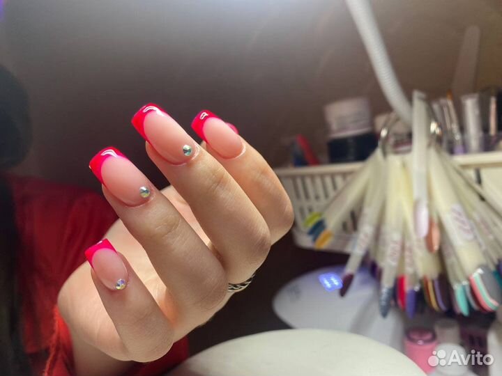 Аппаратный маникюр