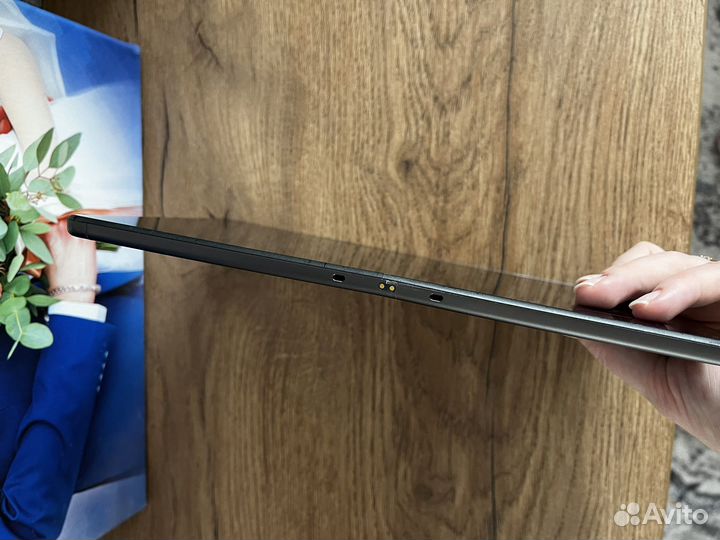 Планшет Lenovo TB- X606X