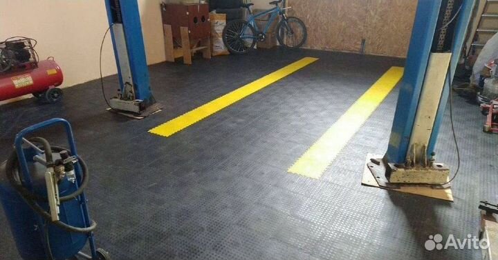 Модульная пвх плитка в автосервис / сто