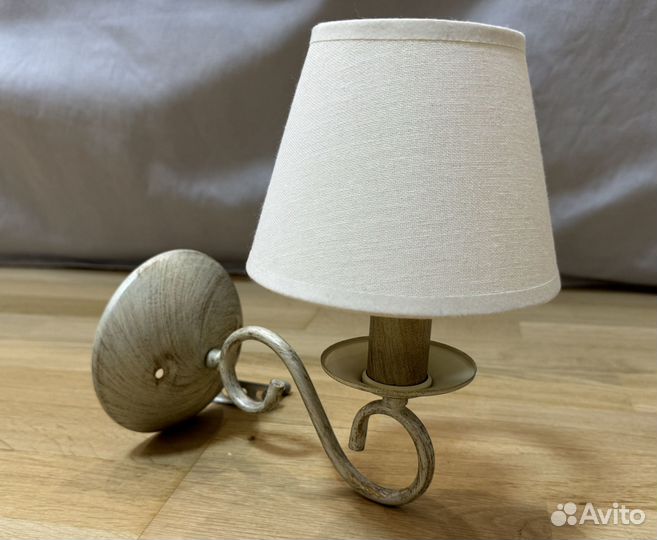 Люстра и светильник Vitaluce