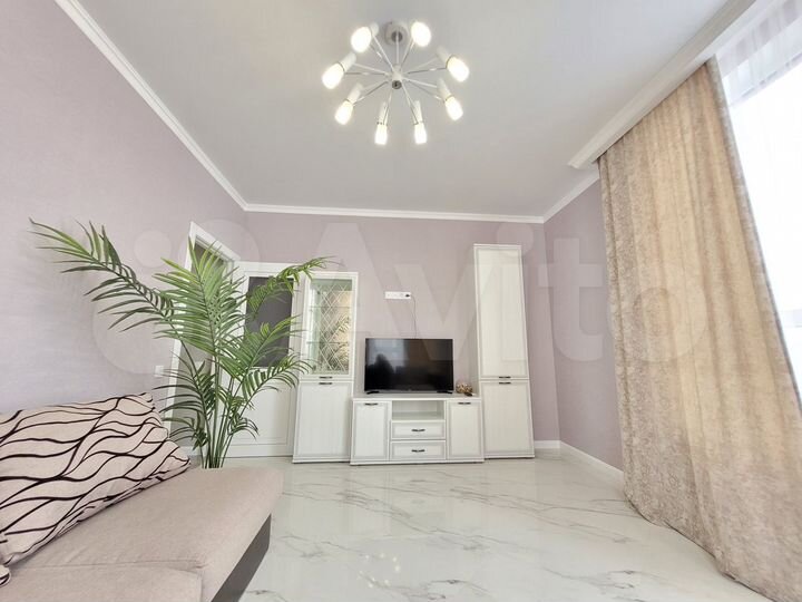 2-к. квартира, 58 м², 4/17 эт.