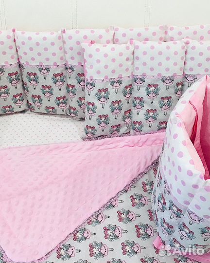 Комплект в детскую кроватку