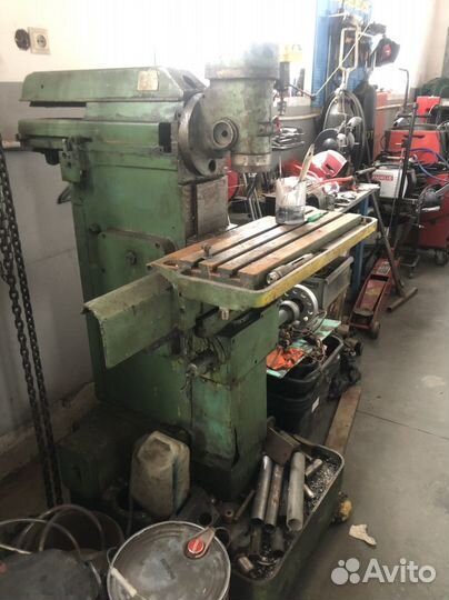 Фрезернуй станок