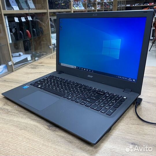 Ноутбук Acer E5-573-c68m