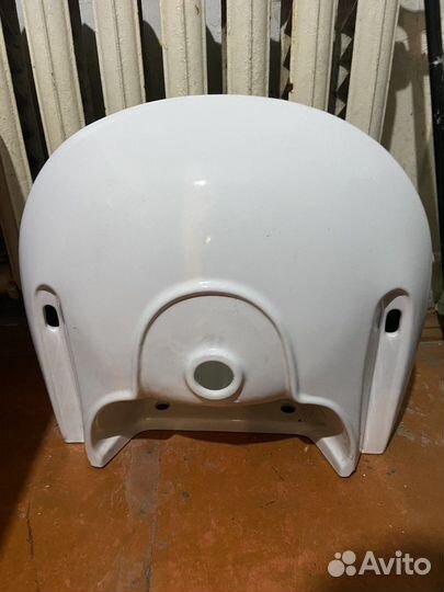 Раковина новая