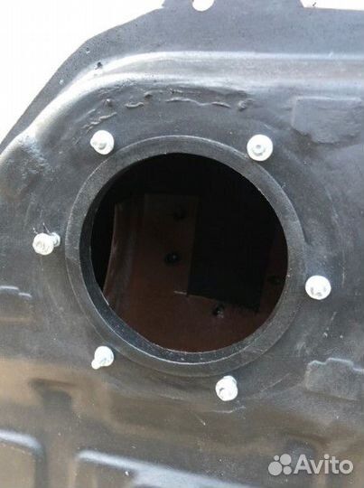 Бак бензобак Mitsubishi Lancer 9