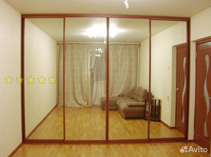 Шкаф с зеркалами