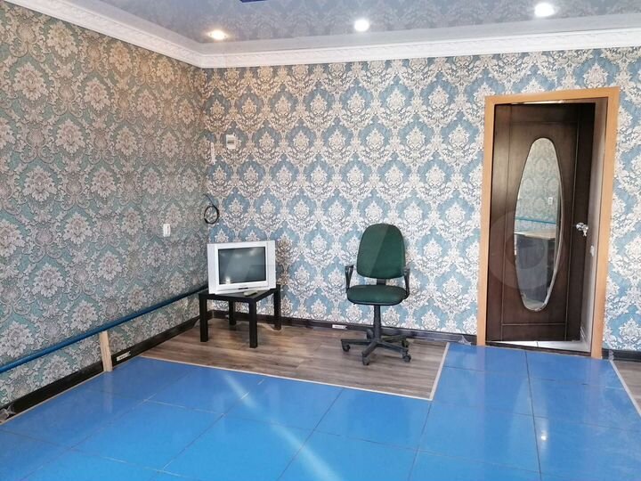 3-к. квартира, 70 м², 2/3 эт.