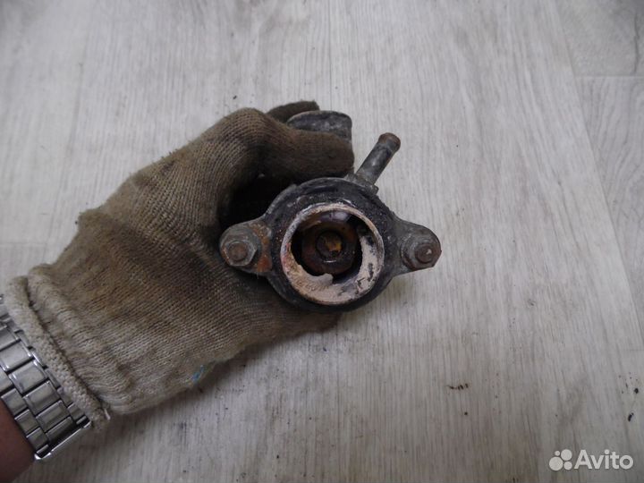 Корпус термостата Daewoo Nexia 1995-2016