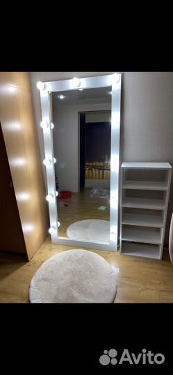 Гримерное зеркало