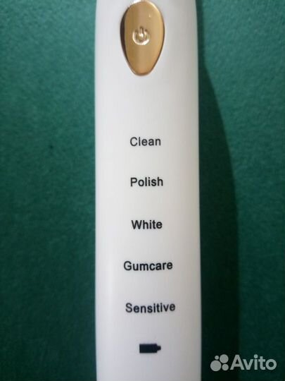 Электрическая зубная щетка новая