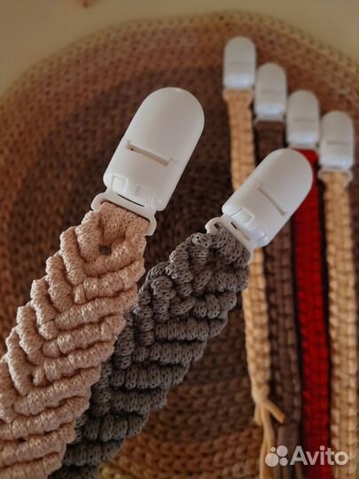 Держатели для пустышек