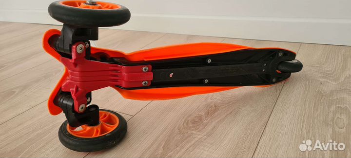 Самокат 21st scooter