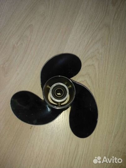 Лодочный винт на подвесной мотор Меркури 15мильный