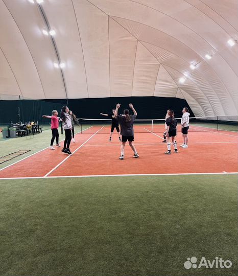 Тренер по большому теннису