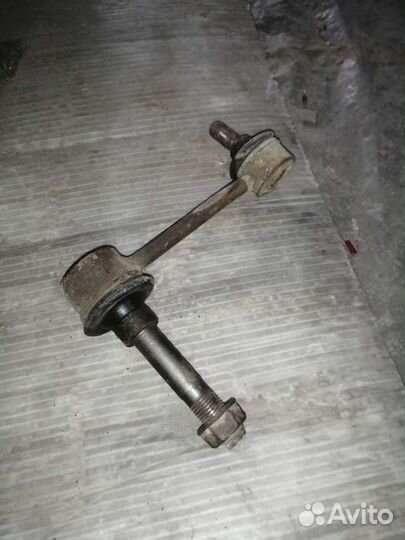 Тяга стабилизатора Toyota Mark II Cresta Chaser 90