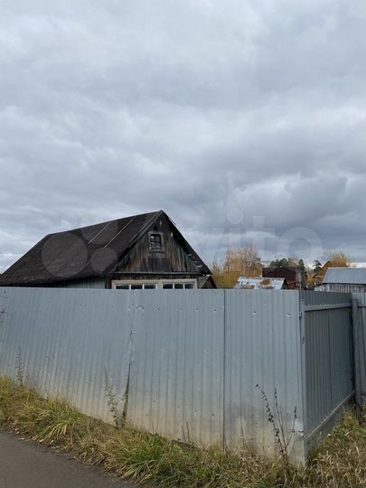 Дача 20 м² на участке 4,2 сот.