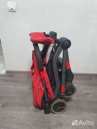 Прогулочная коляска Jetem