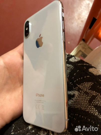 iPhone X, 64 ГБ