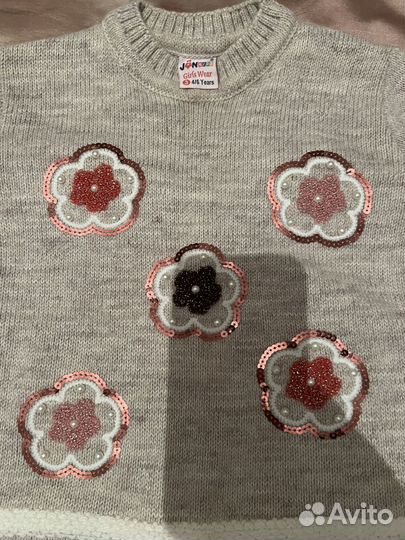 Свитер для девочки