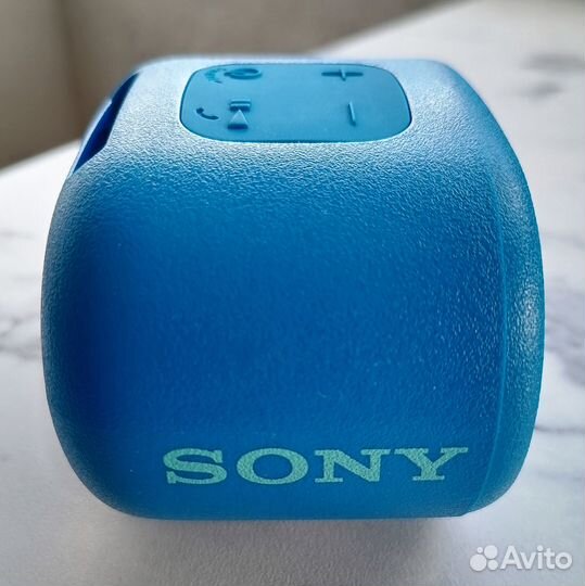 Беспроводная колонка Sony SRS-XB01