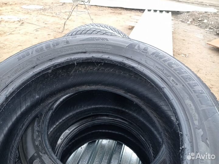 Michelin X-Ice Snow SUV 235/55 R19 и 255/50 R19