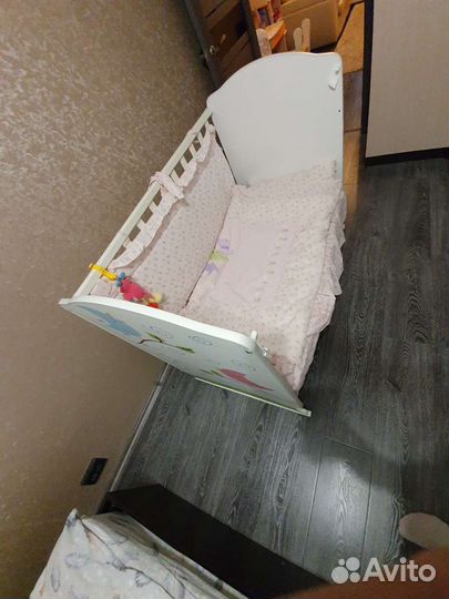 Детская кроватка + комплект