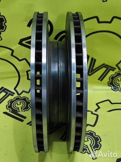 Диск тормозной комплект передний Toyota Harrier