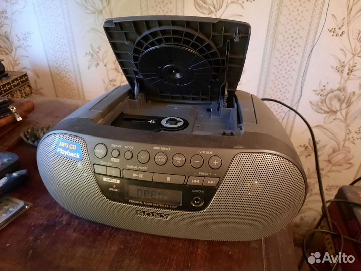 Бумбокс Sony ZS-S10CP