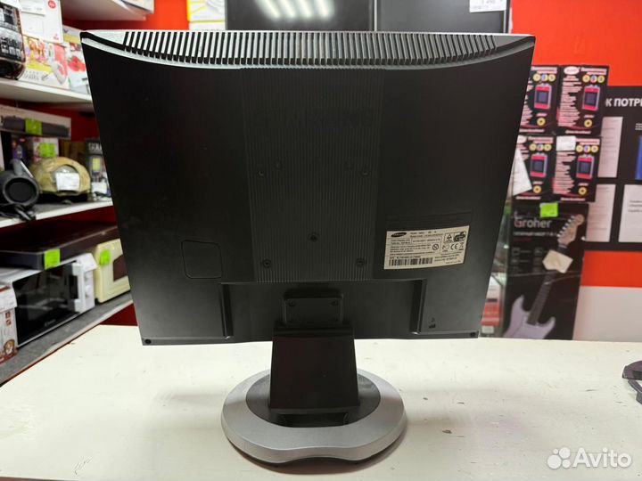 Монитор Samsung 920N