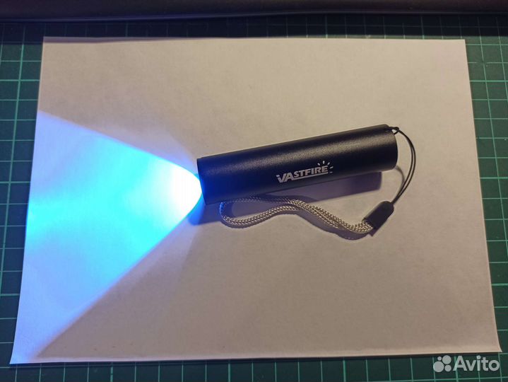 Ультрафиолетовый фонарь (чёрное стекло Вуда) 365нм