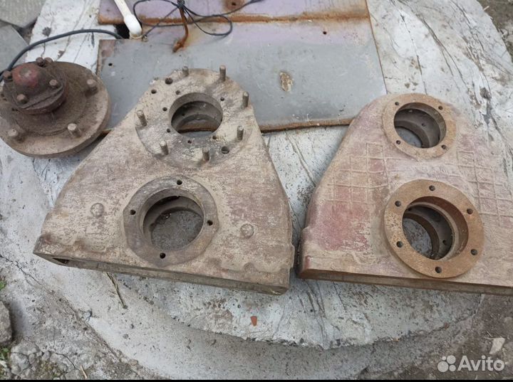 Запчасти для Т-16