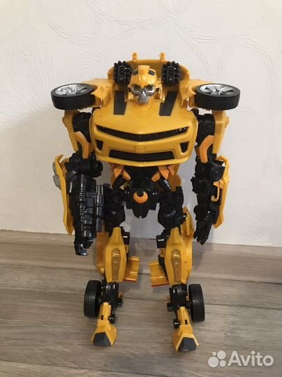 Трансформер Бамблби