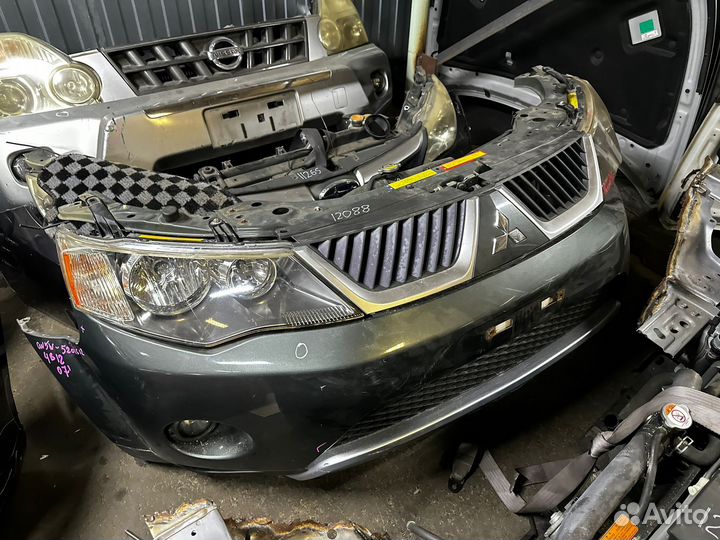 Ноускат Mitsubishi Outlander XL 2006-2010